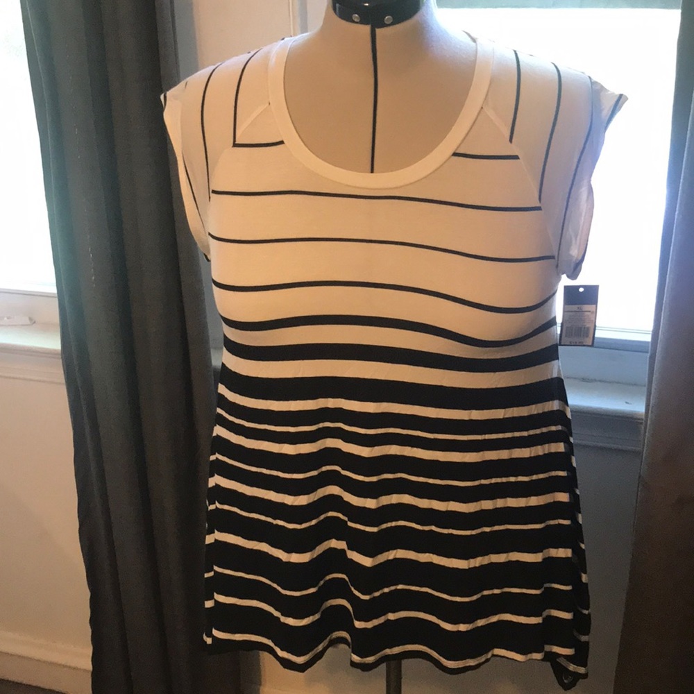 Mossimo short sleeved shirt